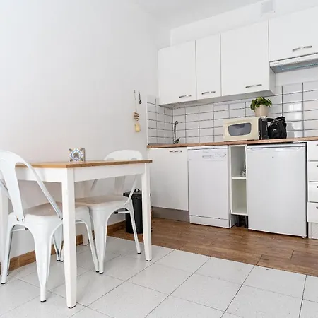 Yolo House - Apartment
