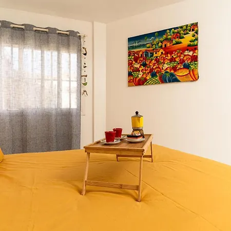 Apartment Yolo House - *